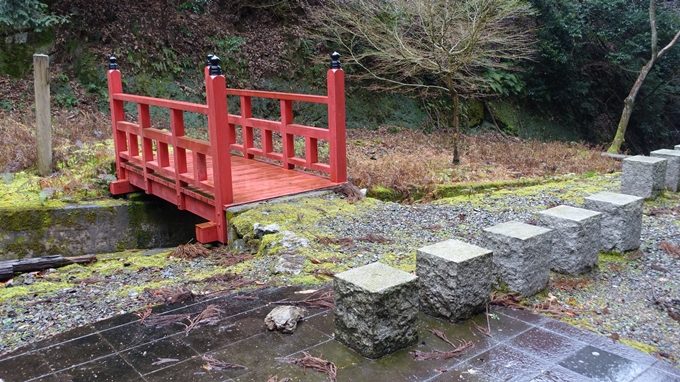 天社土御門神道　土御門家墓所No2