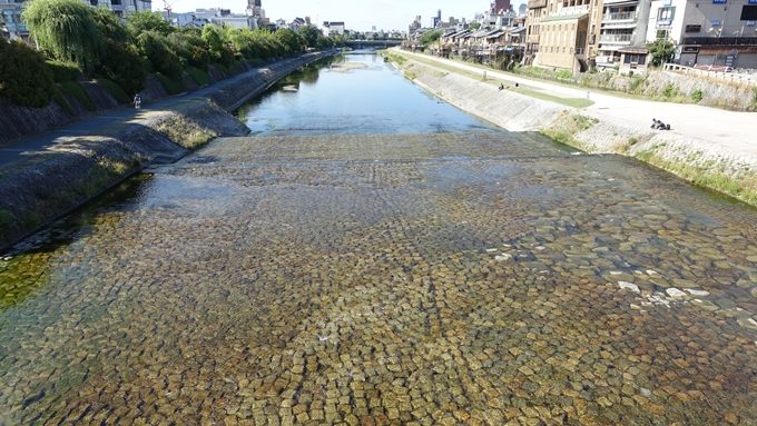 三条大橋の擬宝珠　鴨川