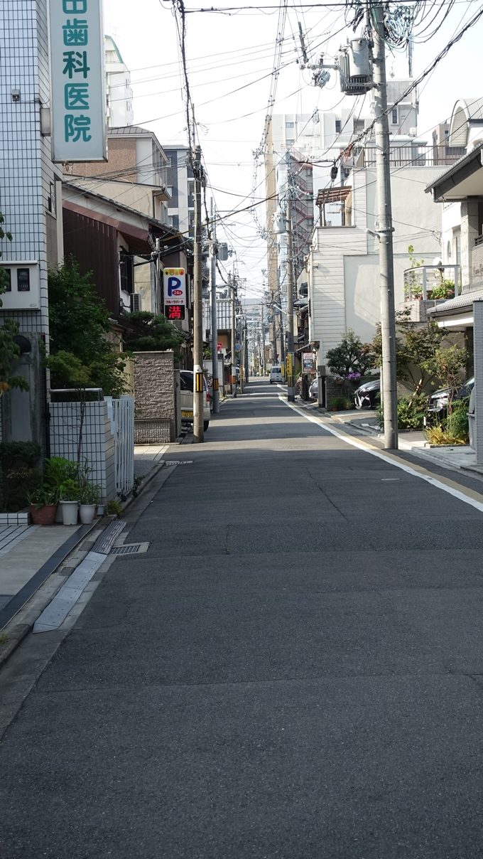 五條天神宮　東中筋　通称天使突抜通り