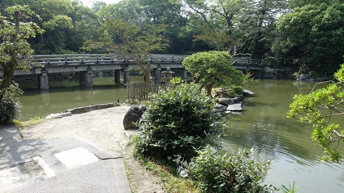 厳島神社　九條池No1