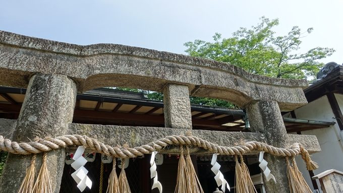 厳島神社　唐破風鳥居No2