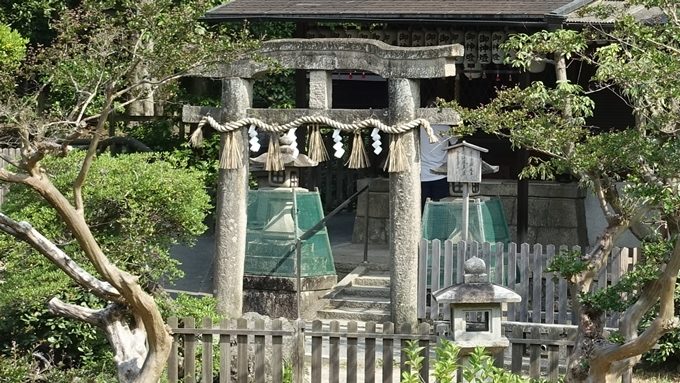 厳島神社　唐破風鳥居No3