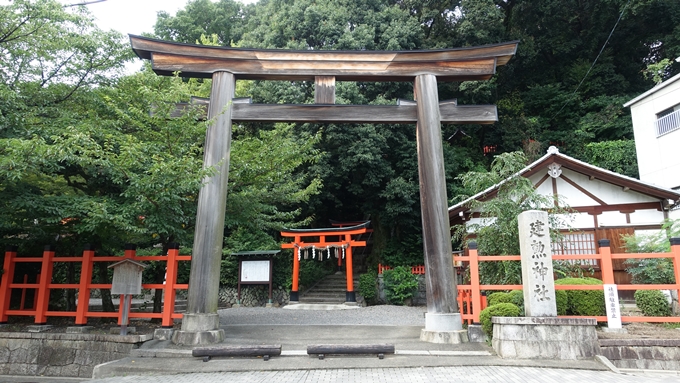 建勲神社　木製鳥居