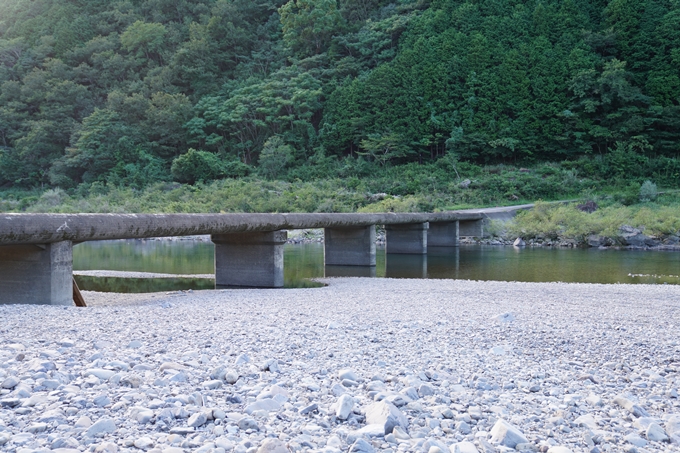 高知県_茅吹手沈下橋　No3