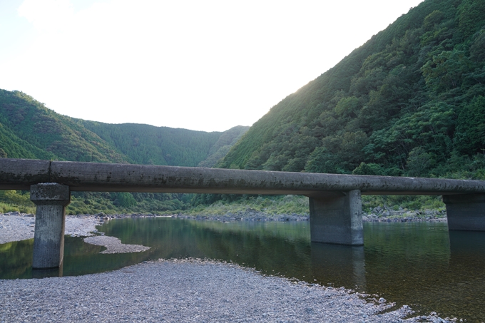 高知県_茅吹手沈下橋　No4